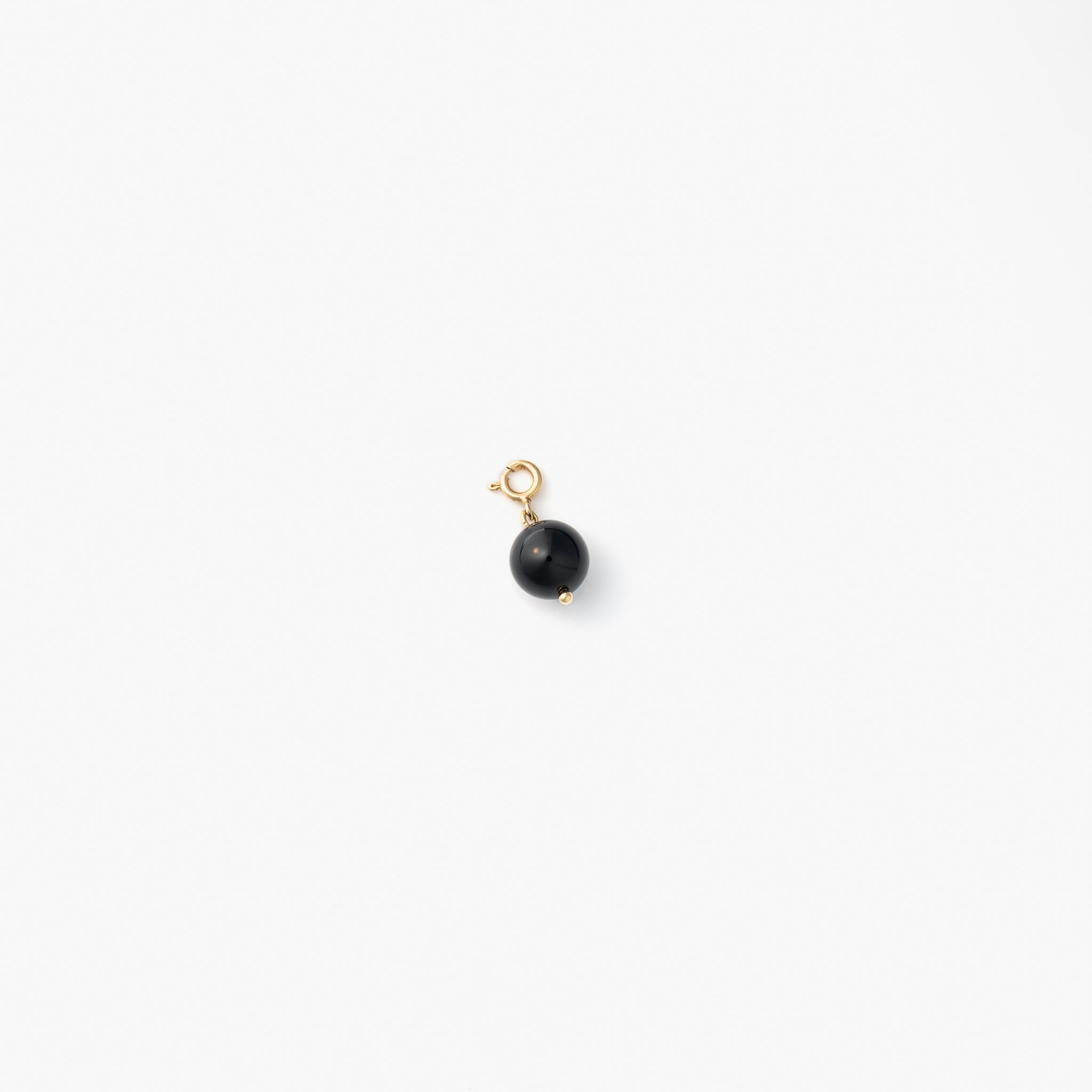 Onyx Charm in 18 k Goldplated Silver