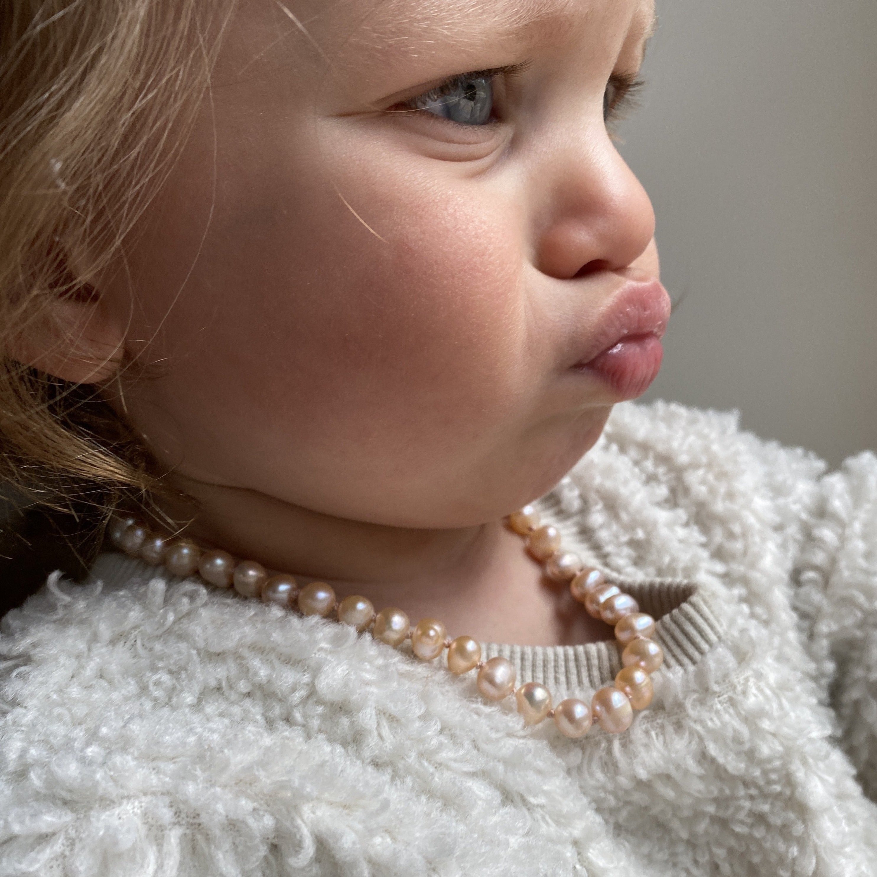 GRACE Pearl Necklace
